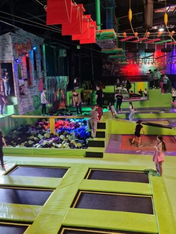 b_1024_768_0_00_images_2023_2024_Ochmanski_Grawitacja_431542421_879102764017673_2681441684788030256_n